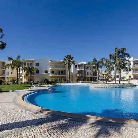 Sweethome At Da Praia Apartment